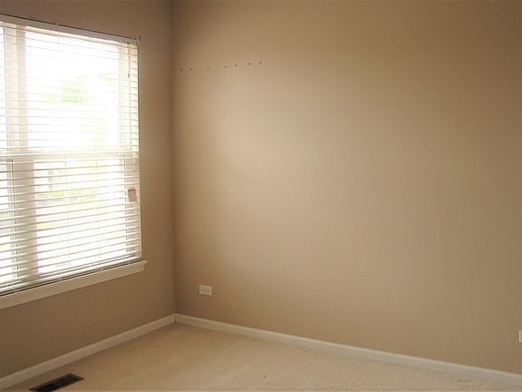 5th image of 10510 Wakefield Ln #10510