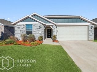 1717 Ridge Creek Ln, Aubrey, TX 76227