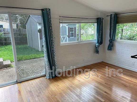 4th image of 3391 Bristol Ct