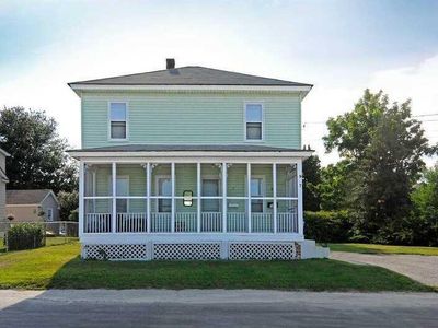 7 Tampa St, West Warwick, RI, 02893