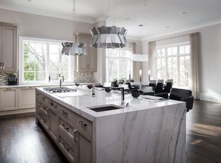 218 Londonberry Rd, Sandy Springs, GA 30327