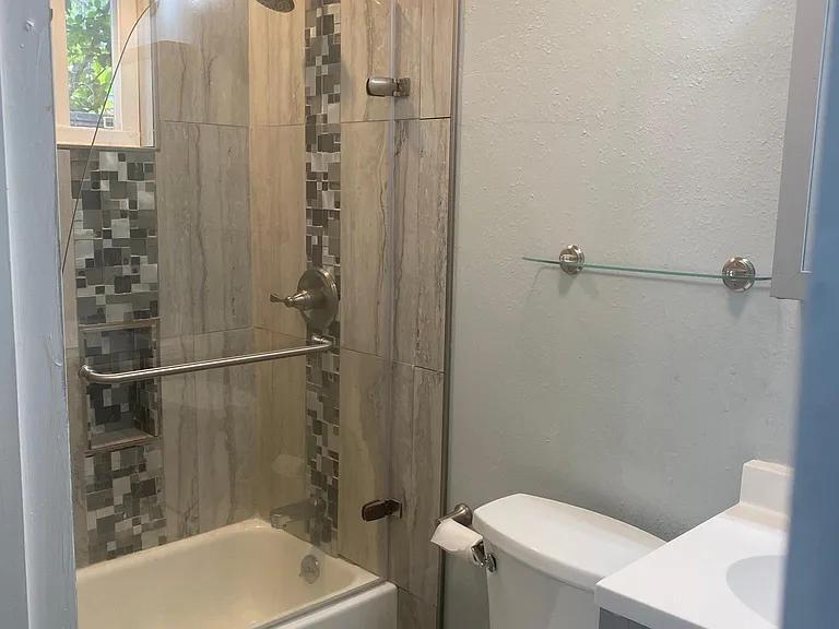 24607 Patricia Ct — Photo 12