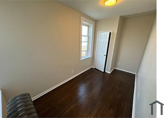 220 Roseville Ave #301 — Photo 4
