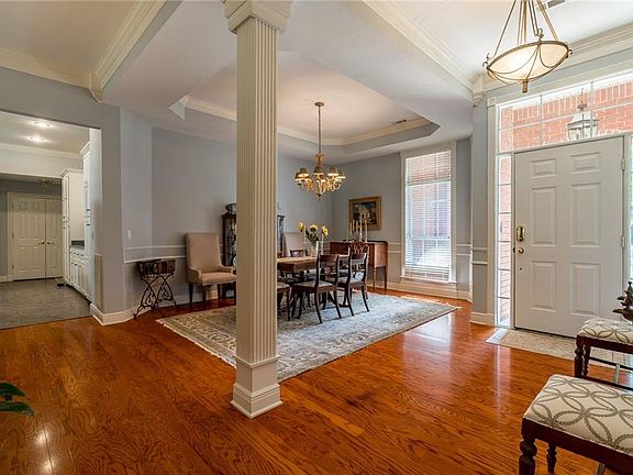 3rd image of 3349 N Picadilly Ln