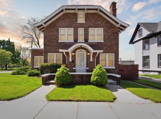 924 E Grand Ave, Beloit, WI 53511