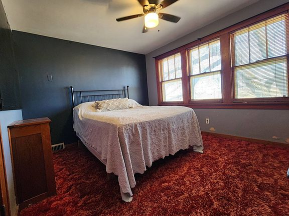 5th image of 444 90th Rd