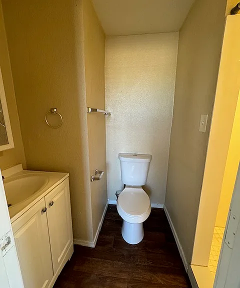 2238 E Taylor St — Photo 5