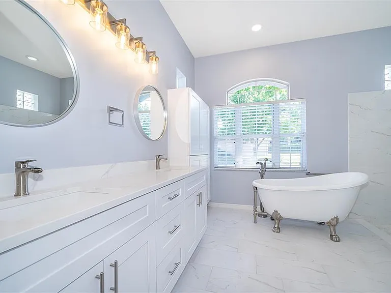 8119 Lake Crowell Cir — Photo 25