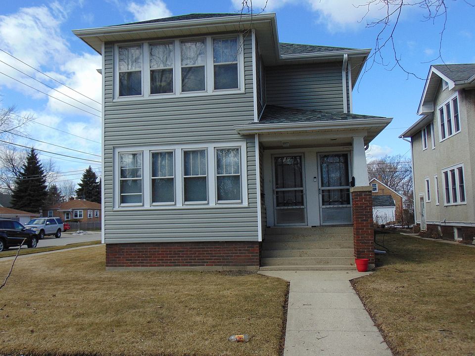 1st image of 1102 N Ash St