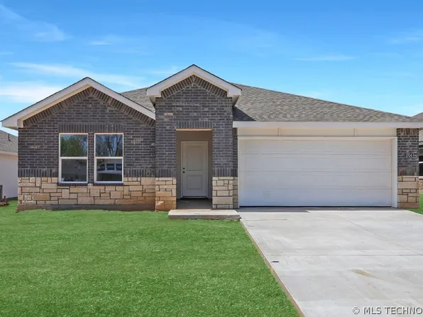 1704 S 22nd St, Broken Arrow, OK 74012