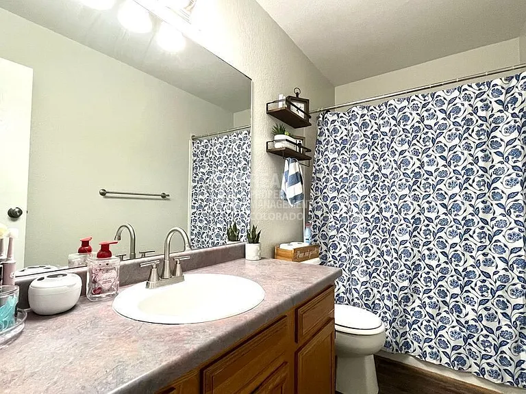 654 Montrail Dr — Photo 22