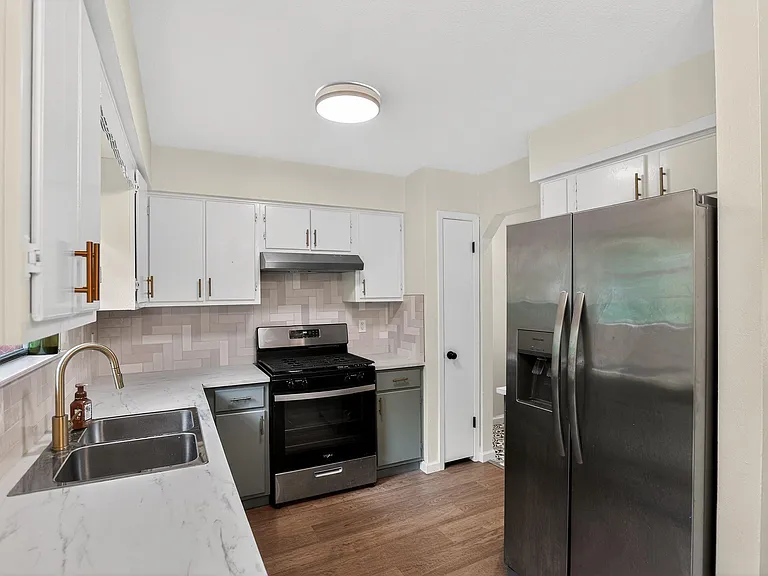 6908 Pondsdale Ln — Photo 7