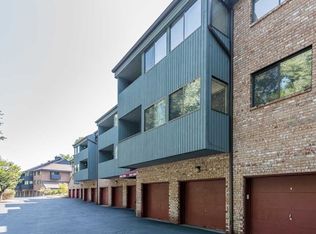 1202 Hilltop Rd, Mahwah, NJ 07430