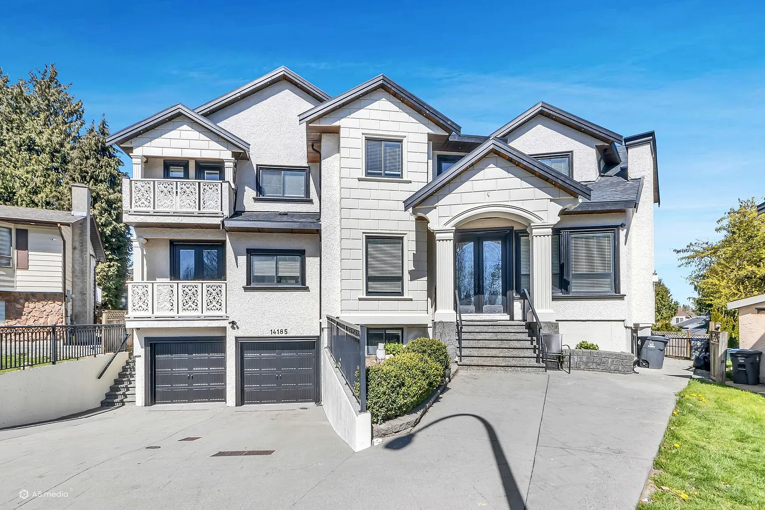 14185 74th Ave photo 1