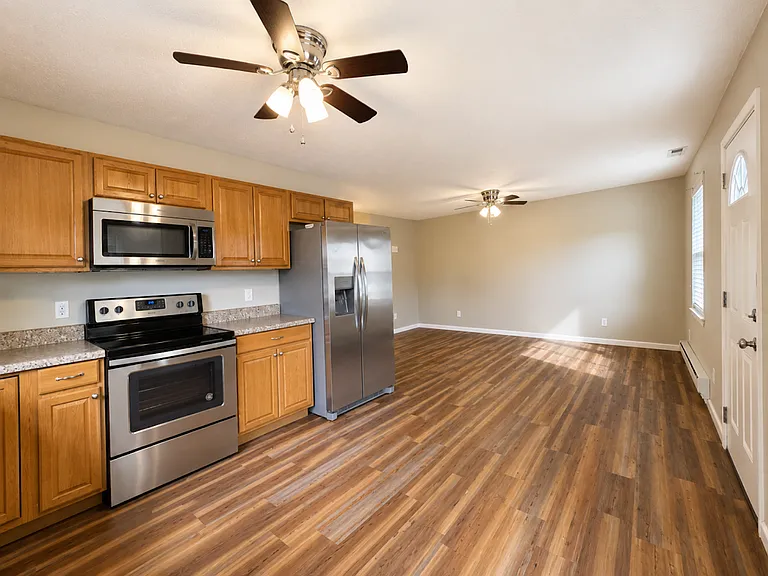 110 Felmet St #2A — Photo 13