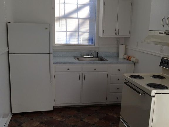 Kitchen - new countertop to be installed 11/6/21