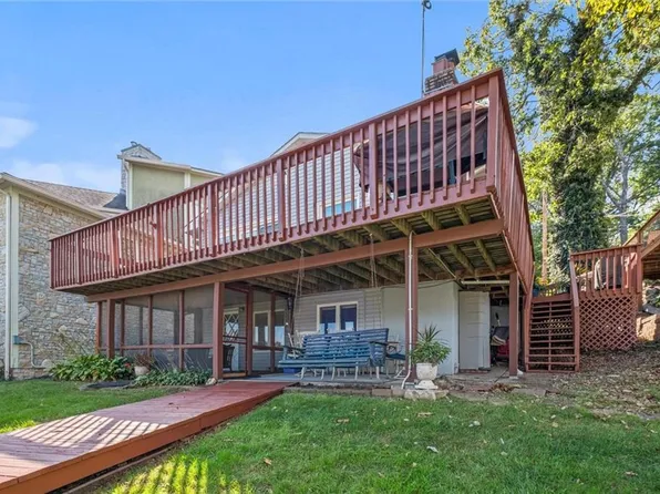 43 T St, Lake Lotawana, MO 64086