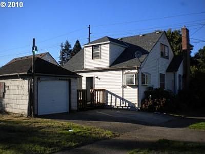 2nd image of 7836 NE Prescott St