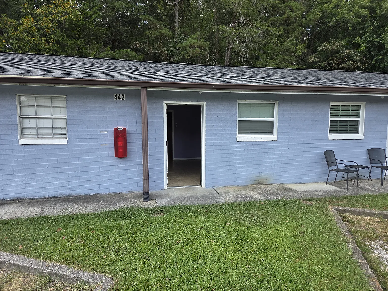 Stoney Point Apartments - S02 — Photo 1