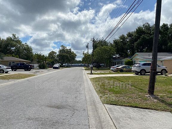3rd image of 129 Maryland Ave