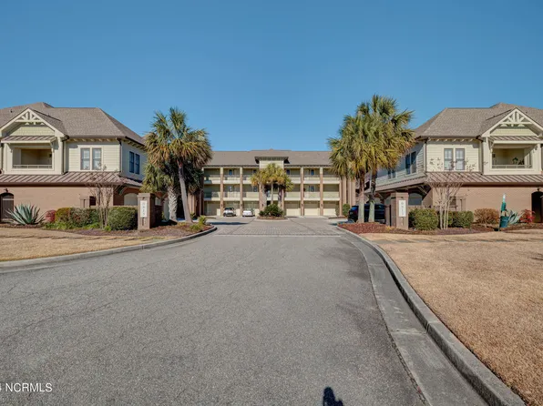 6813 Mayfaire Club Drive #301, Wilmington, NC 28405