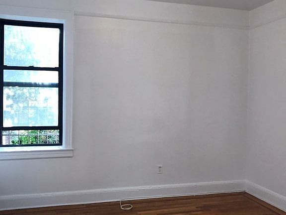 5th image of 3525 29th St APT 1B