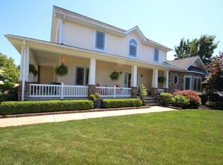 38565 Mary Clarke Dr, Willoughby, OH 44094