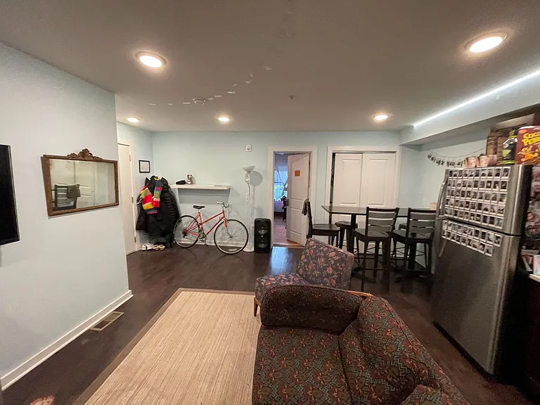 1609 N Sydenham St — Photo 130