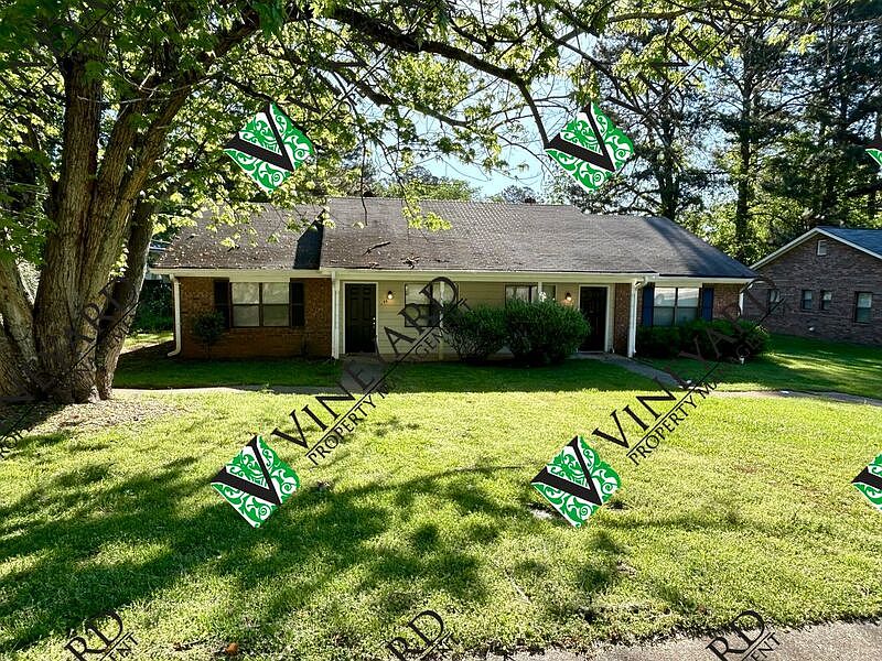 1st image of 166 Kimberly Way SW