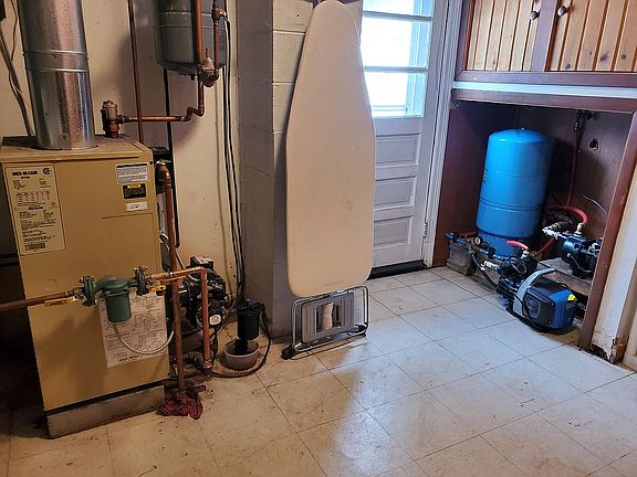 Well Pump, spare new pump