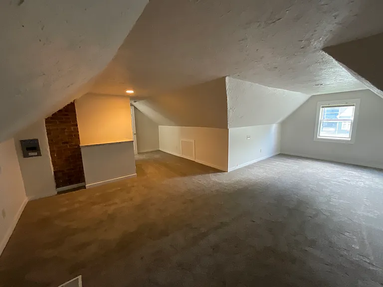 3709 Woodridge Rd — Photo 16