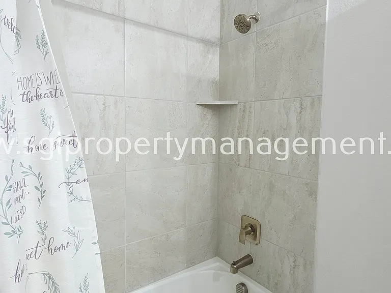 10870 Grayhead Dr — Photo 31