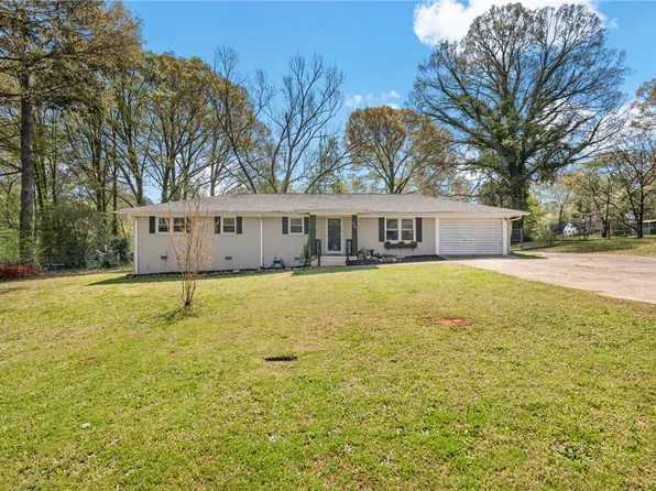 210 Ligon Dr, Anderson, SC 29621