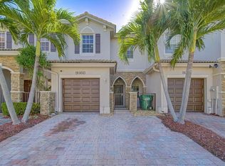 9368 SW 220th Ter, Cutler Bay, FL 33190