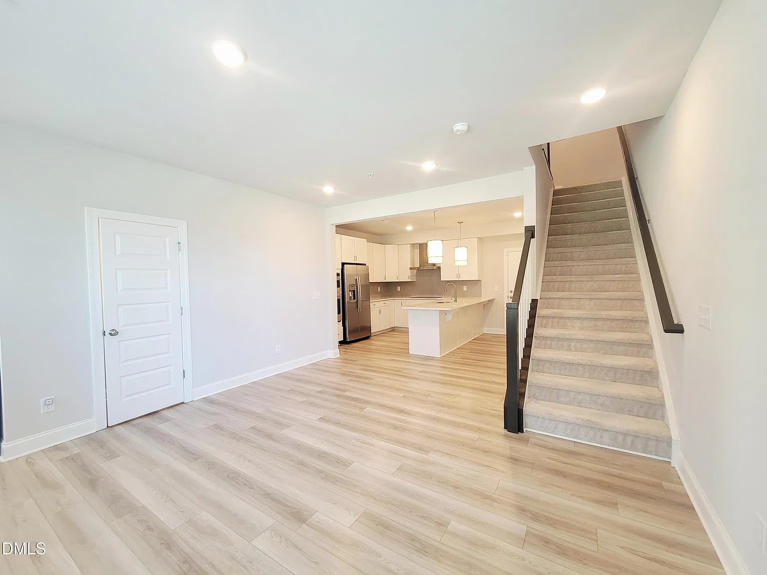 2 bed, 2.5 bath, 1528 sqft, $2,195 — Photo 4