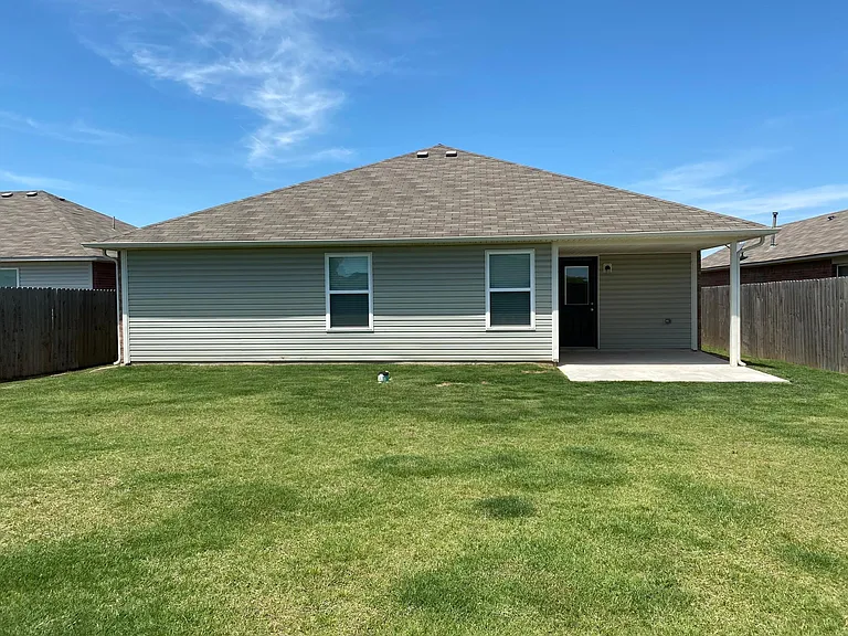 2912 Sunberry Way — Photo 13