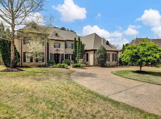 10389 S Duncan Woods Dr, Collierville, TN 38017