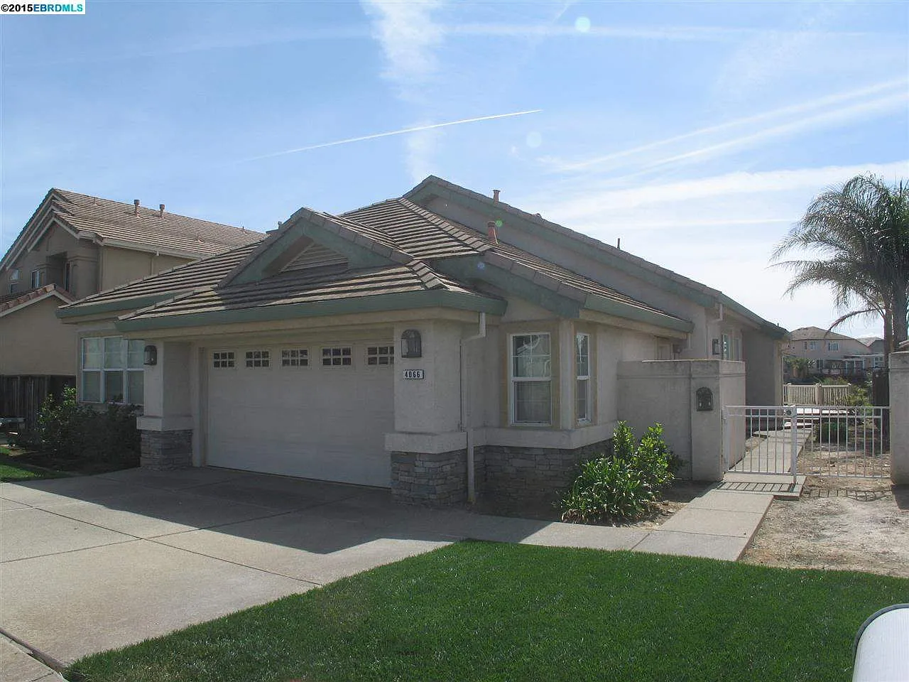 4066 Pier Pt photo 1