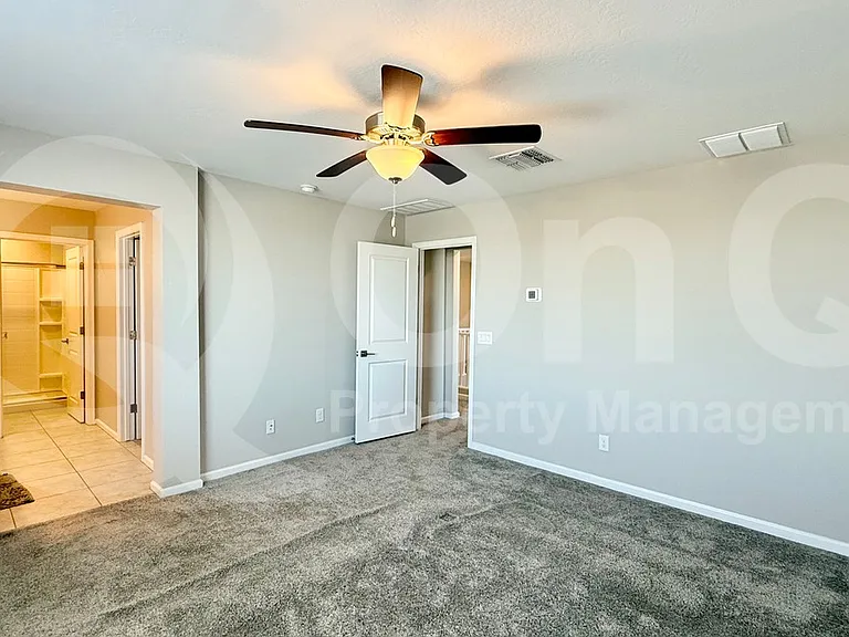 17381 W Daley Ln — Photo 8