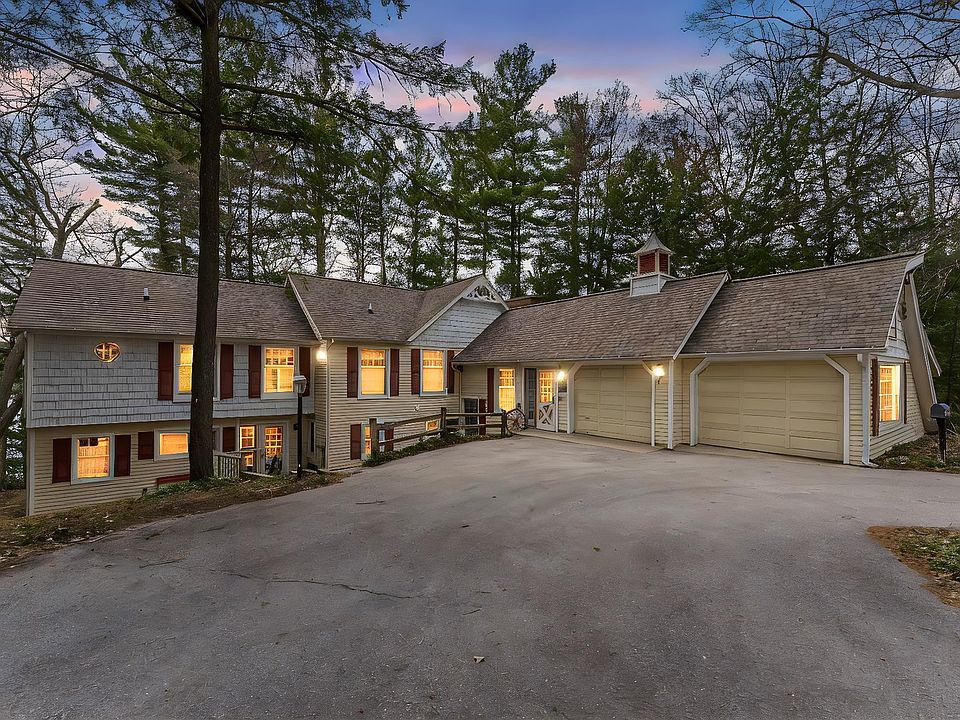 2nd image of 9401 Edgewood Ave
