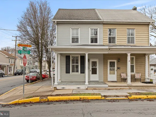 204 N Railroad St, Palmyra, PA 17078