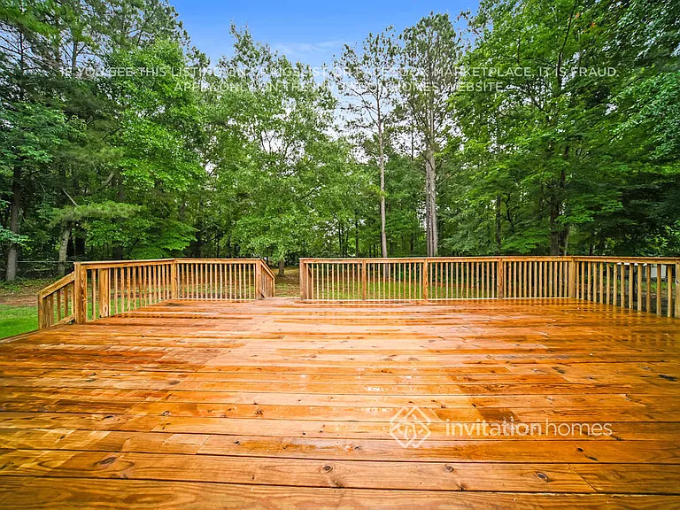 120 Kimbell Farm Dr — Photo 16