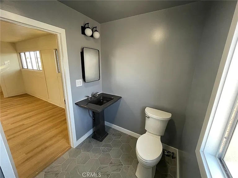 3758 Dozier St — Photo 10