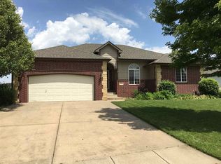 412 S Clear Creek St, Clearwater, KS 67026