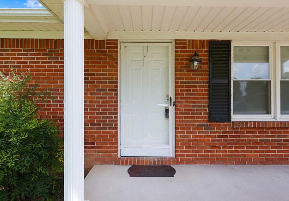 4th image of 106 Eagle Dr