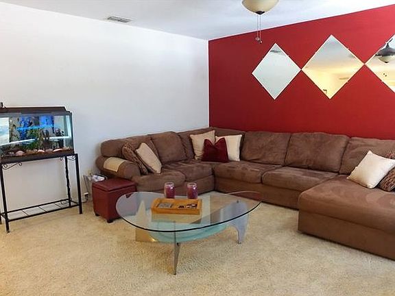 2nd image of 1826 Pineland Dr