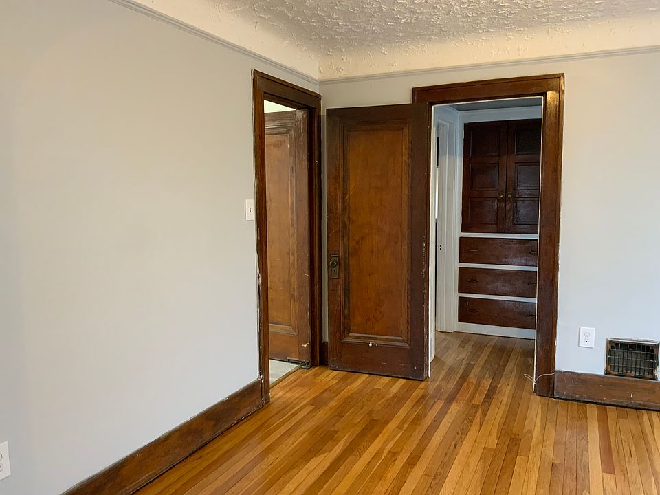 Dining Room 3