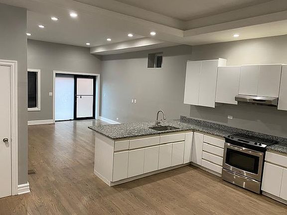 2nd image of 2457 W Armitage Ave Ste 1F