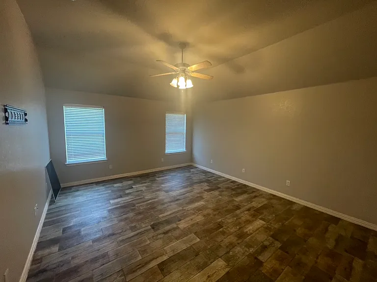 119 Clyde Dr — Photo 14