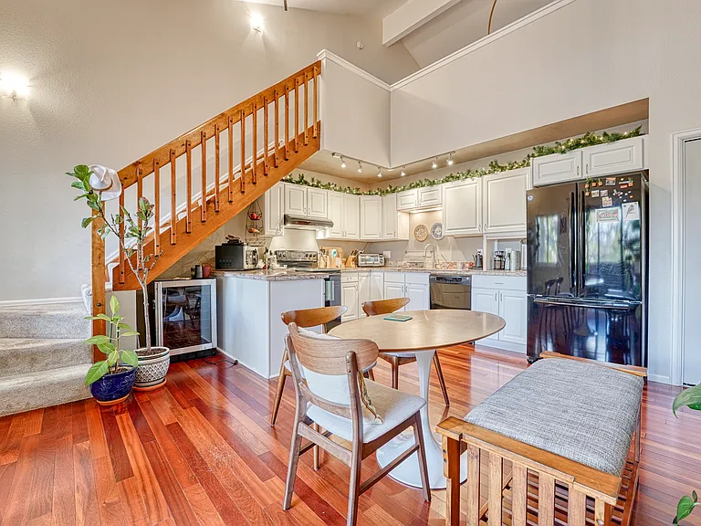 1901 Centennial Dr — Photo 12